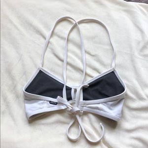 WHITE JOLYN VENT TOP